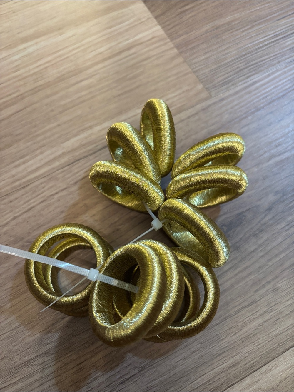 🌹Set of 12 Metallic Gold Napkin Rings